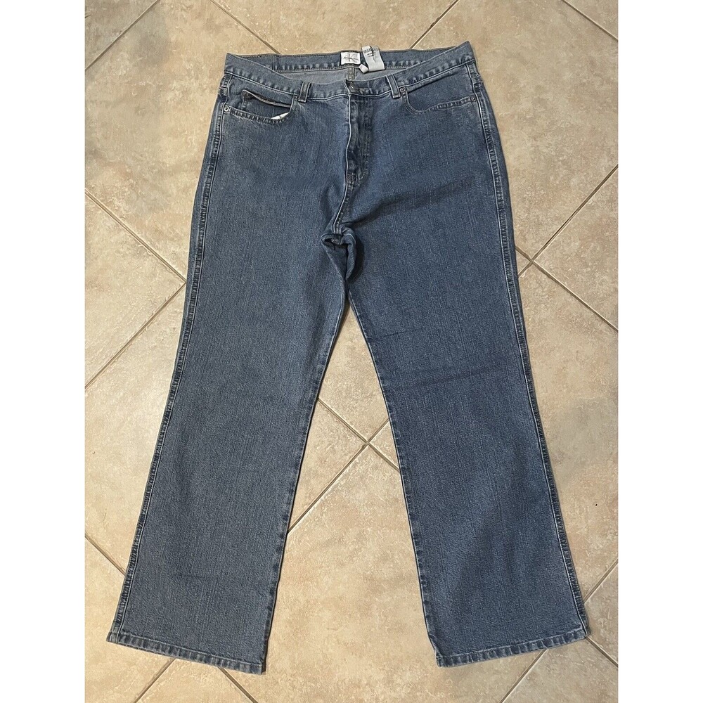 Liz Claiborne Jeans  Boot Cut Size 14R